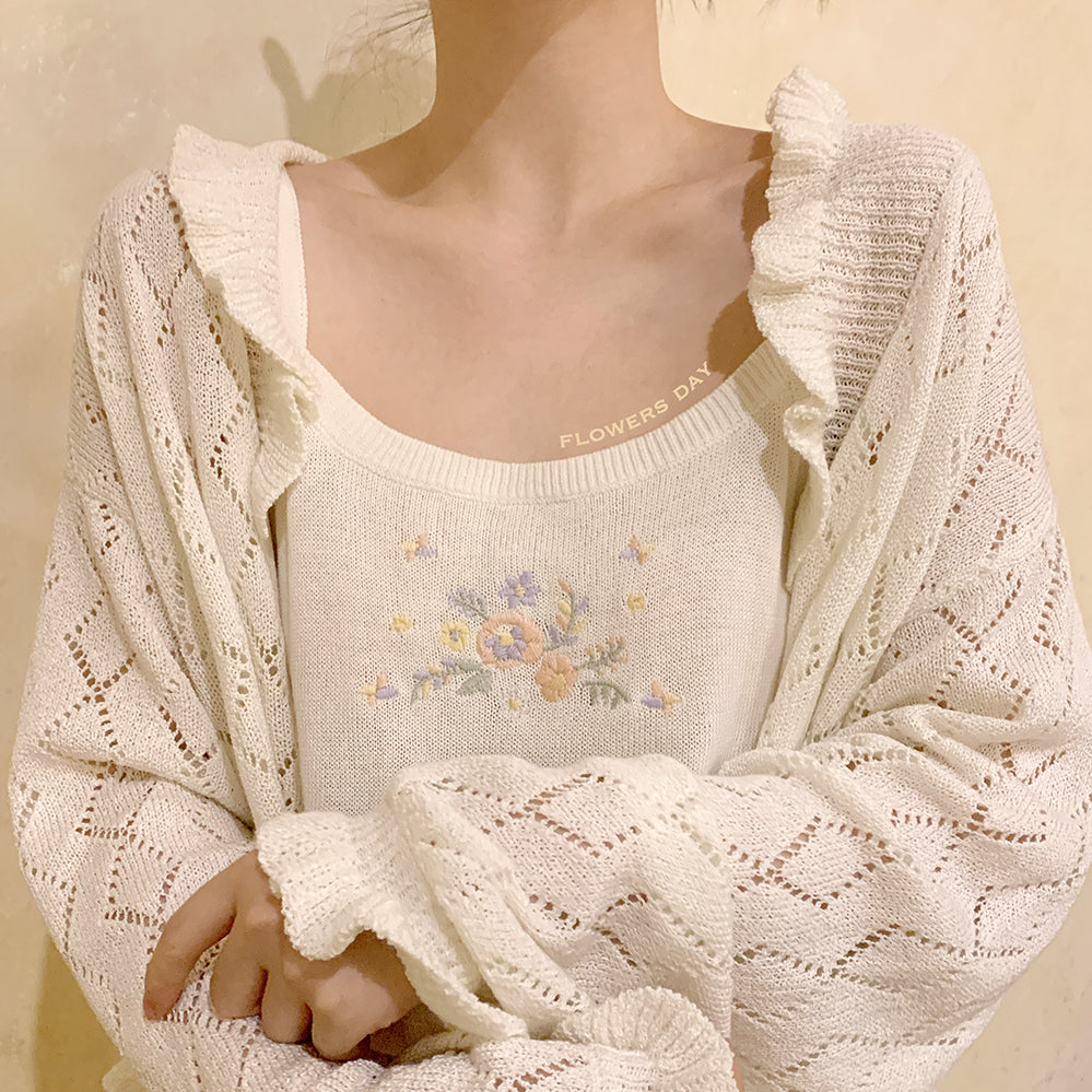 Retro Gentle Cream Color Flower Summer Cute Girl Knitting With A Small Sling